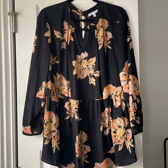 DR2 Tops - Nordstrom plus size peplum floral blouse size 2x euc